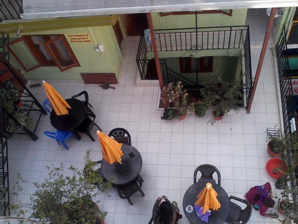 Hotel Sisters Home Katmandu Dış mekan fotoğraf